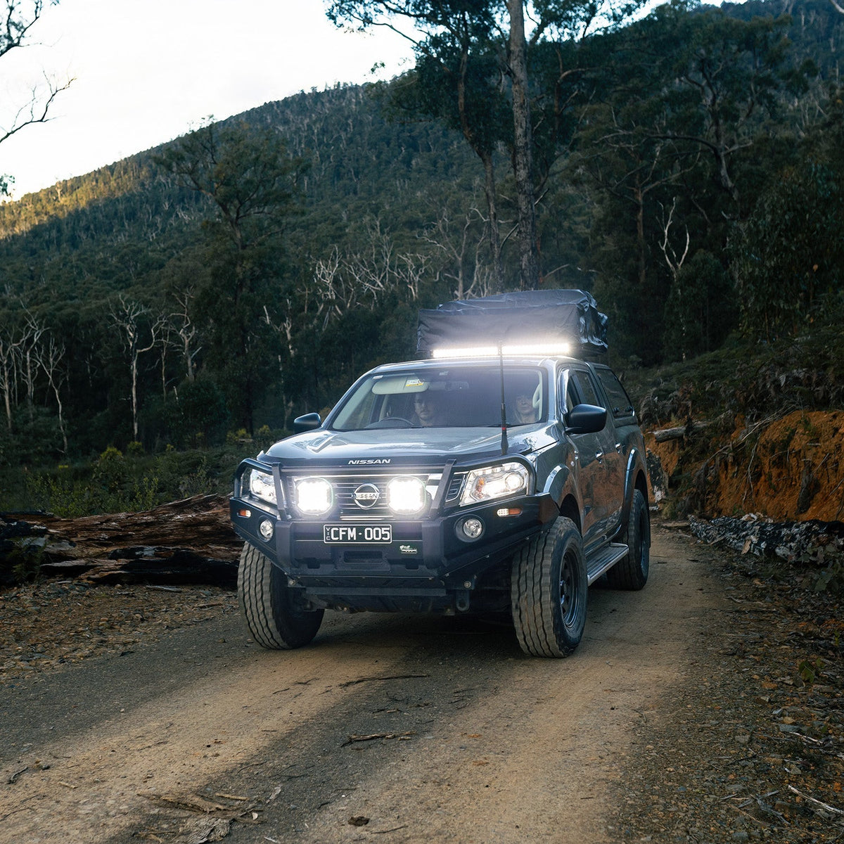 Vision X Explora 30" Light Bar Double Row W/ Dual-Color Drl & Wiring Harness – lifestyle (Vision X Lighting EX-LB2.28S) – photo 30